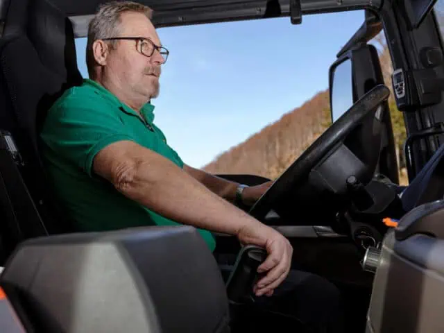 schmid_erdbau_job-portal_job_LKW_fahrer_in