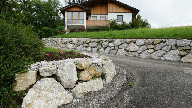 verlegung-wurfsteinmauer-kalkstein-rossleithen_12