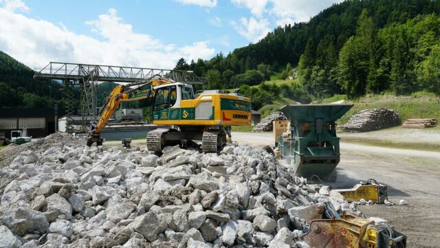 mobile_bauschuttaufbereitung_verarbeitung_von_bauschutt_direkt_auf_der_baustelle-9