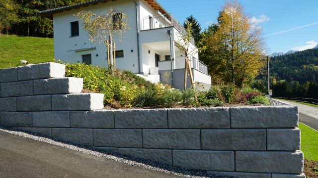 hangsicherung_beim_neubauprojekt_mit_moderner_optik