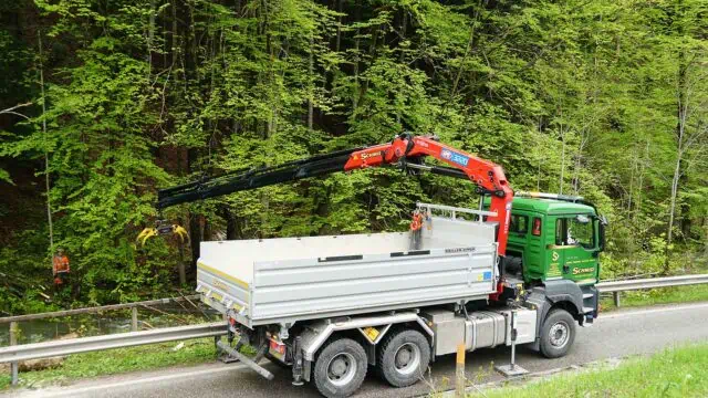 schmid_erdbau_job-portal_kran-LKW-fahrer_in